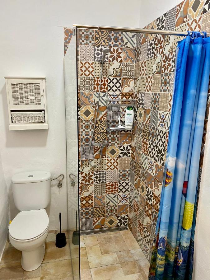 Cheerful One Bedroom Townhouse With Patio Árchez المظهر الخارجي الصورة